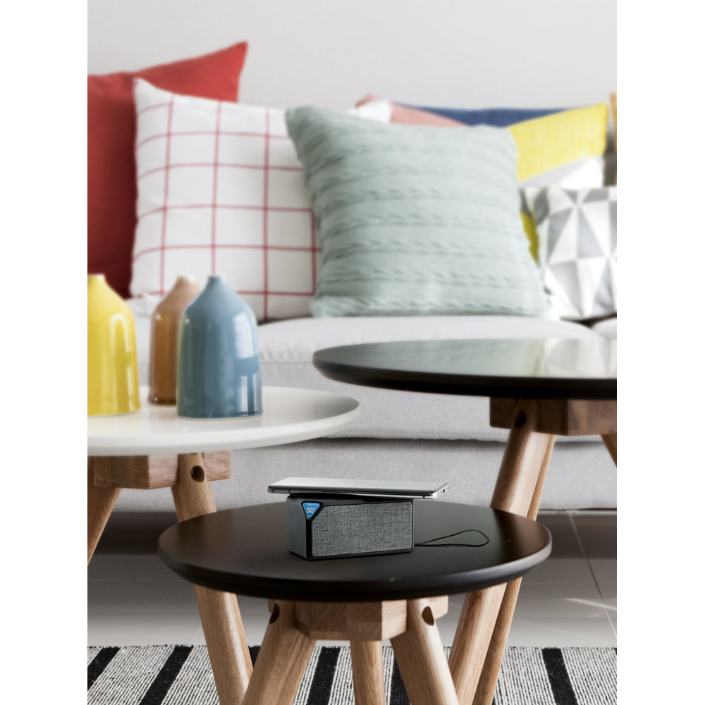 Głośnik reklamowy grubbs. przenośny głośnik abs z bezprzewodowym ładowaniem 97933_amb GRUBBS. Przenośny głośnik ABS z bezprzewodowym ładowaniem 97933_amb